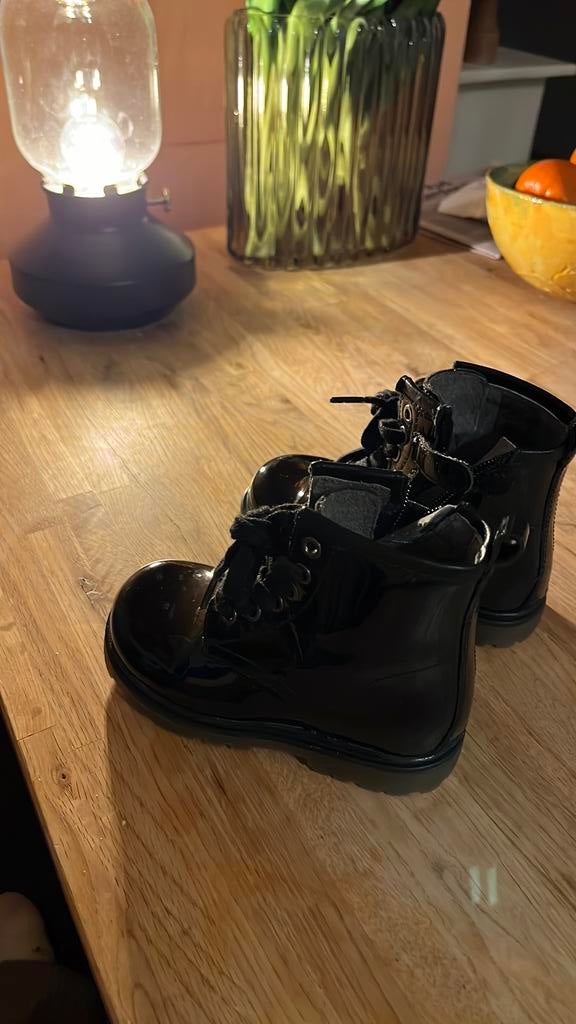 Keq lederen laklaarsjes maat 23, Ophalen, Zo goed als nieuw, Laarzen