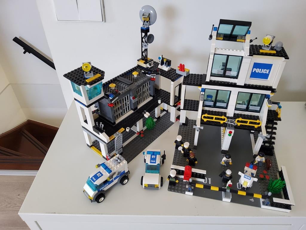 Lego City 7744 Politiebureau compleet met boekjes, Ophalen, Lego, Compleet, Complete set