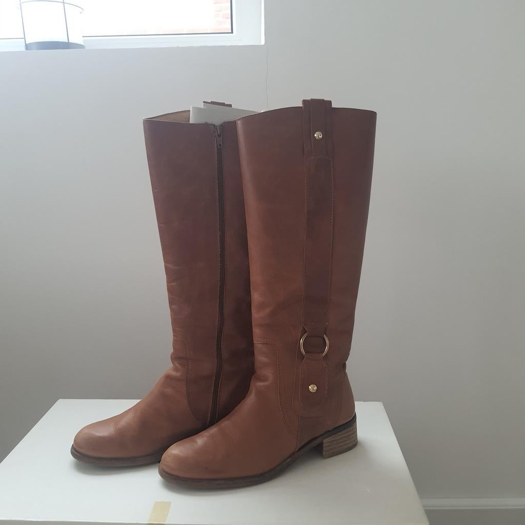 Mooie cognac kleurige laarzen maat 38, Kleding | Dames, Schoenen, Ophalen, Hoge laarzen, Overige kleuren, Zo goed als nieuw