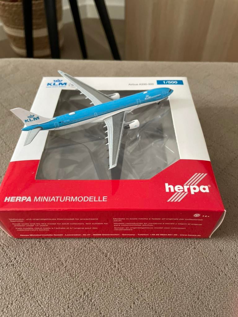 Herpa 1/500 klm a330, Ophalen, Zo goed als nieuw, 1:200 of kleiner, Overige merken