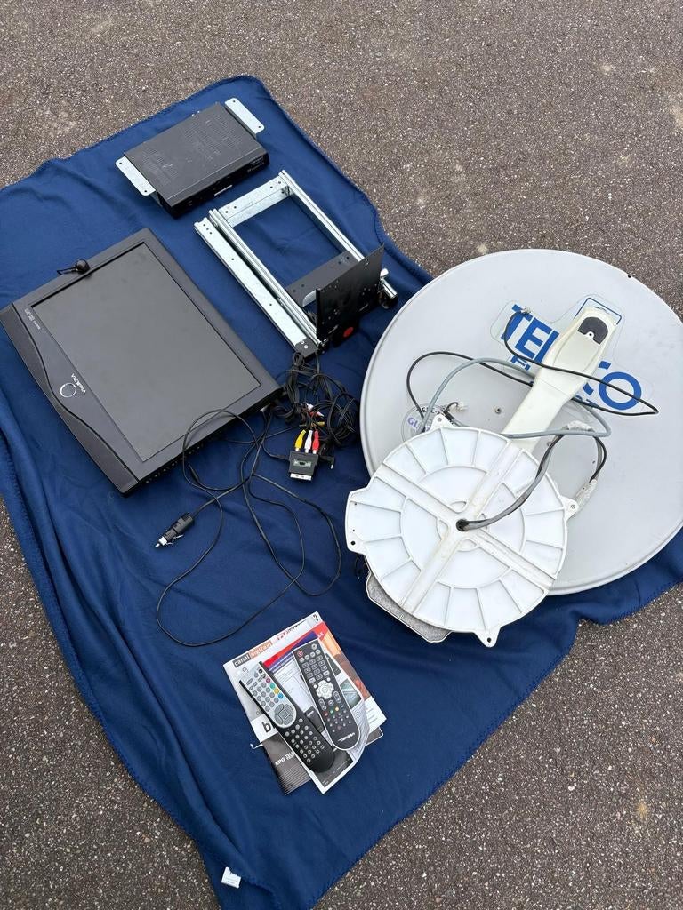 Complete Satelliet TV Set, Ophalen, Gebruikt, (Schotel)antenne, Overige merken
