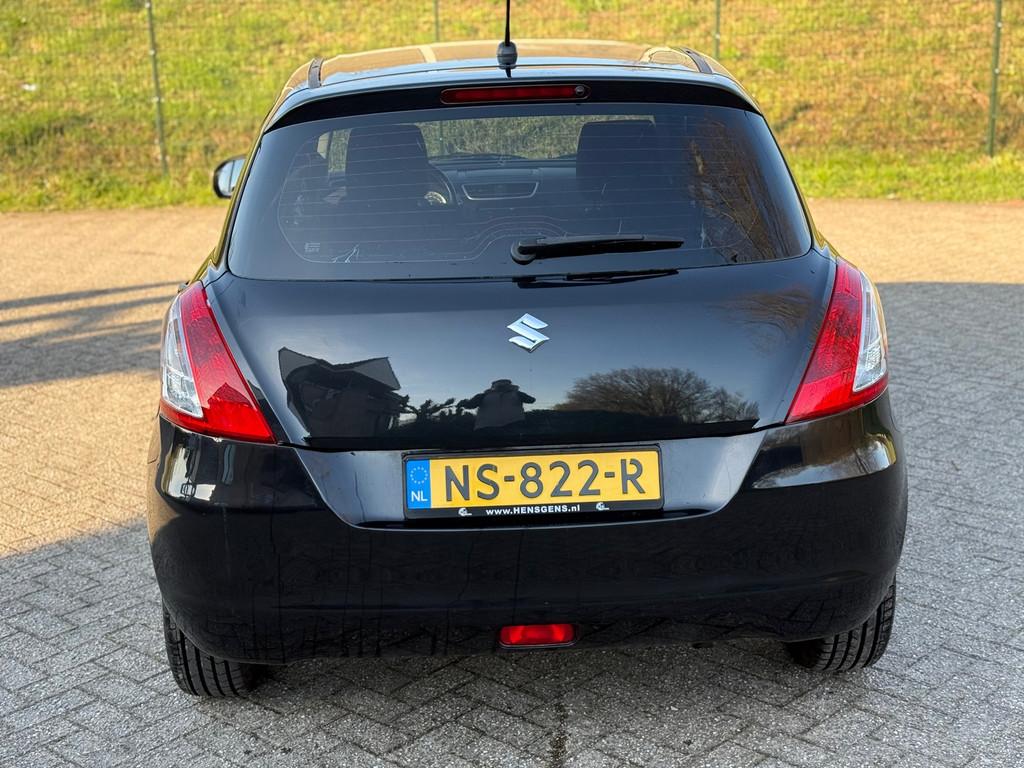 Suzuki Swift 1.2 Exclusive EASSS CRUISE I CLIMA I LEUKE AUTO, Auto's, Voorwielaandrijving, Gebruikt, 4 cilinders, 400 kg
