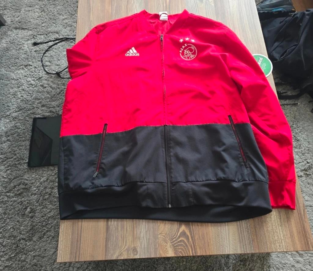 Ajax vest met lichte schade op de achterkant, Ophalen of Verzenden, Gedragen, Rood, Adidas