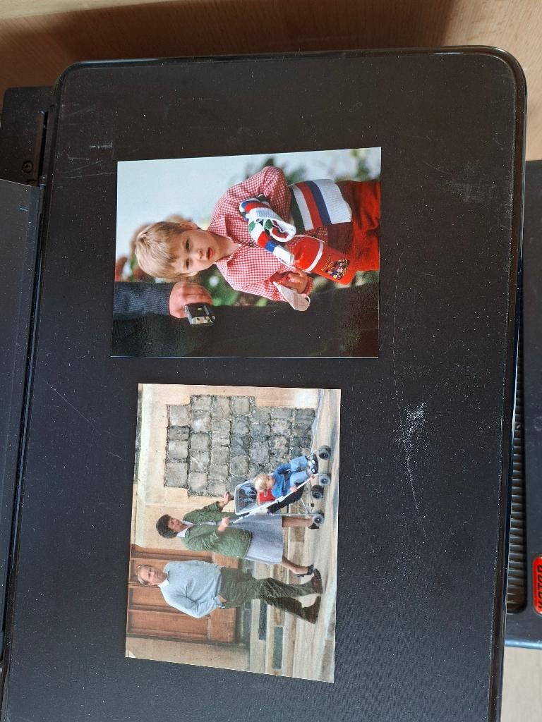 Prince william, Verzamelen, Koninklijk Huis en Royalty, Verzenden, Gebruikt, Buitenland, Kaart, Foto of Prent