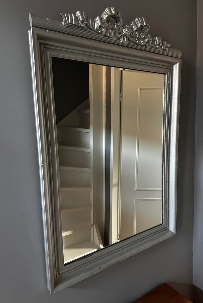 Grote spiegel, massief hout, zilverkleurig 105x72,5 cm, Antiek en Kunst, Antiek | Spiegels, Ophalen, Rechthoekig, 50 tot 100 cm