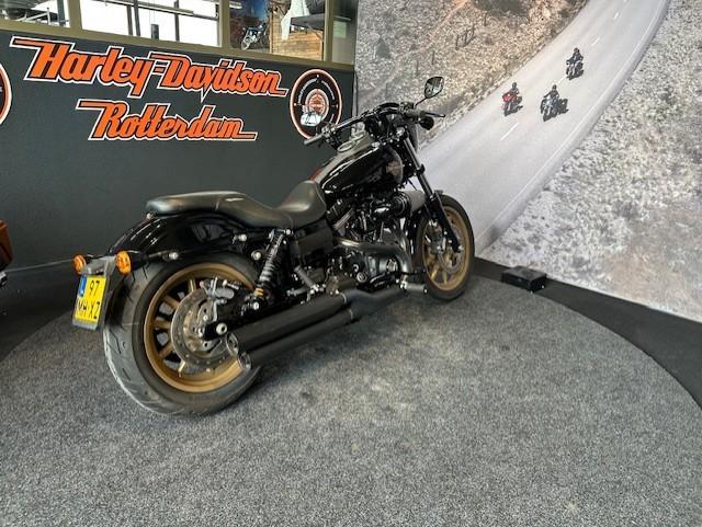 Harley-Davidson FXDLS Dyna Vivid Black (bj 2017), Motoren, Motoren | Harley-Davidson, Bedrijf, Overig, Sales@harleydavidsonrotterdam.nl