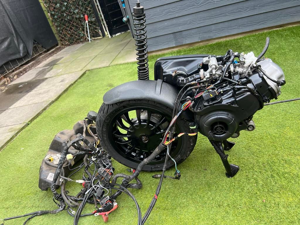 Vespa Sprint E5 Blok - 5000 km, Fietsen en Brommers, Brommeronderdelen | Scooters, Ophalen of Verzenden, Gebruikt, Blok, Vespa