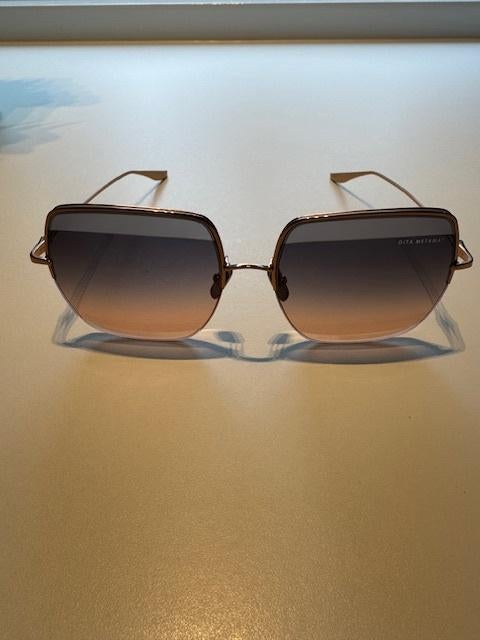 DITA METAMAT DAMES ZONNEBRIL, Sieraden, Tassen en Uiterlijk, Zonnebrillen en Brillen | Dames, Zonnebril, Nieuw, Roze, Ophalen