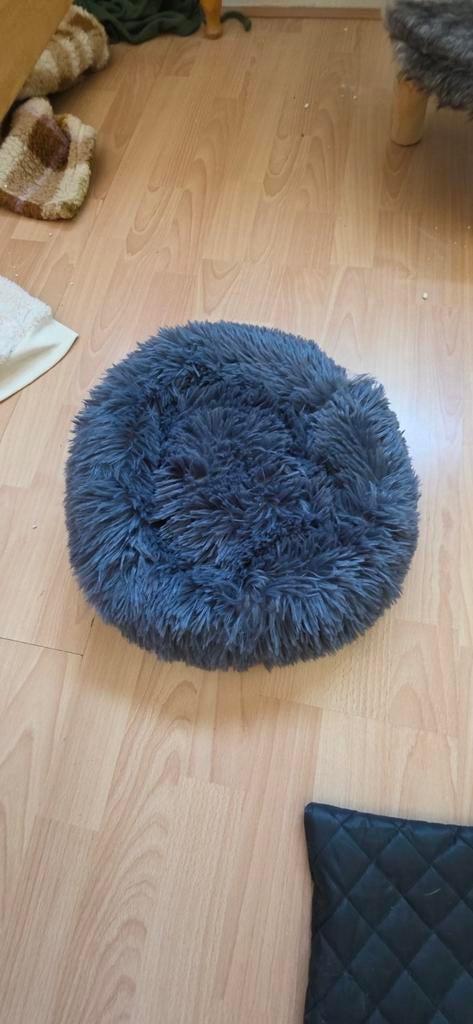 Nieuwe, donut mand voor kat of klein hondje, Ophalen, Nieuw, Pluche