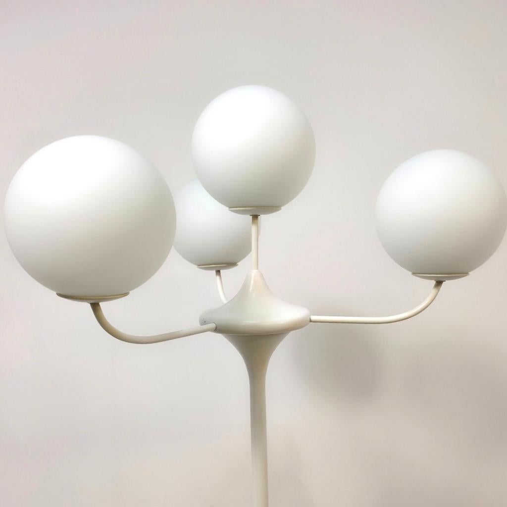 Temde vloerlamp 4 bollen atomic space age design 60s E.Nele, Huis en Inrichting, Lampen | Vloerlampen, Ophalen, Glas