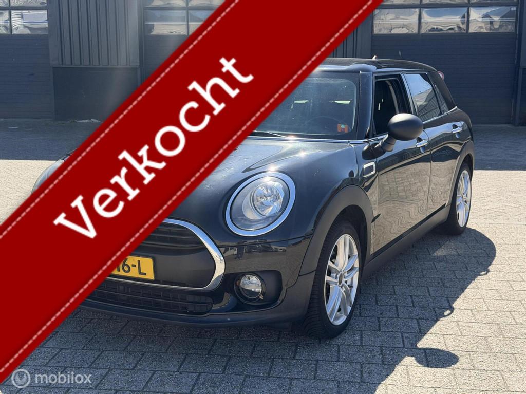 Mini Clubman 1.5 D Automaat / EXPORTPRIJS, Auto's, Mini, Gebruikt, 700 kg, Zwart, Origineel Nederlands