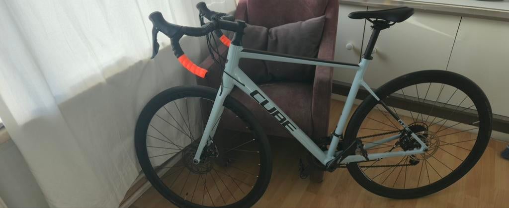 Cube racefiets - Framehoogte 56 attain pro, Fietsen en Brommers, Fietsen | Racefietsen, Ophalen of Verzenden