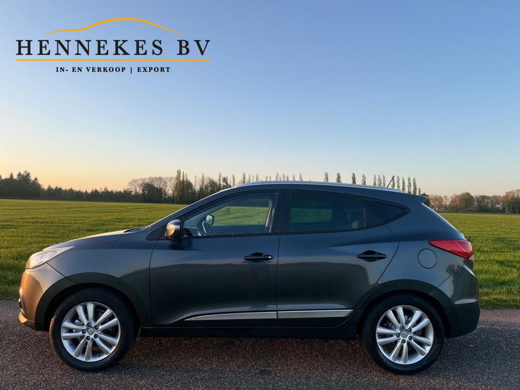 Hyundai Ix35 2.0i i-Catcher leder Pano Navi, Gebruikt, Zwart, 4 cilinders, 163 pk