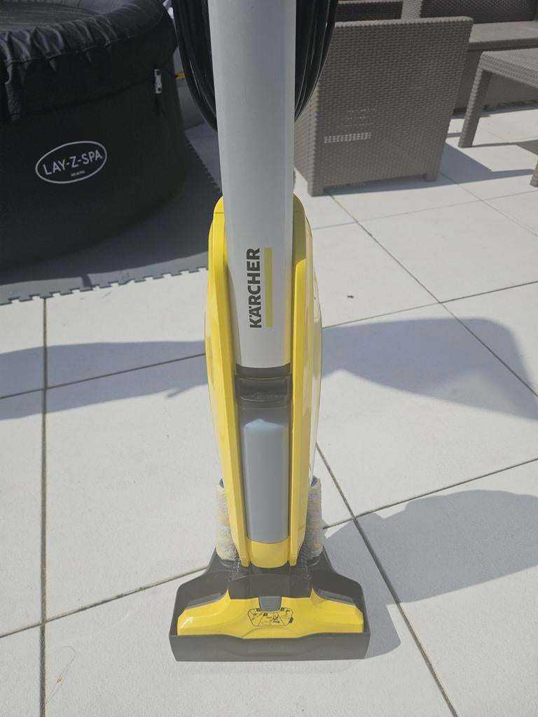 Kärcher vloerreiniger/wash & vacuum cleaner, z.g.a.n., Ophalen of Verzenden, Zo goed als nieuw, Overige typen