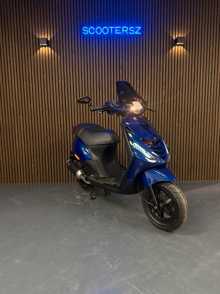 Piaggio Zip Bmw Blue|2022|45km|Turbokit|Sp|Garantie|Brom, Fietsen en Brommers, Scooters | Piaggio, Zo goed als nieuw, Zip, Benzine