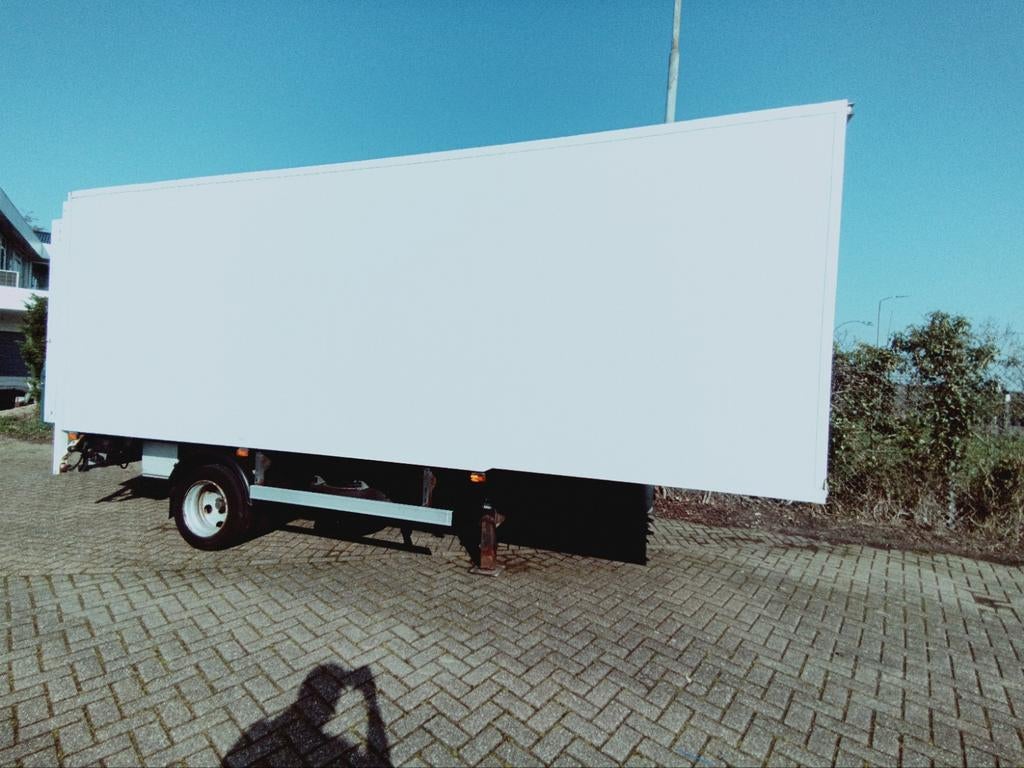 BE Trailer / oplegger met nieuwe apk, 1T Dhollandia Laadklep, Ophalen, Gebruikt