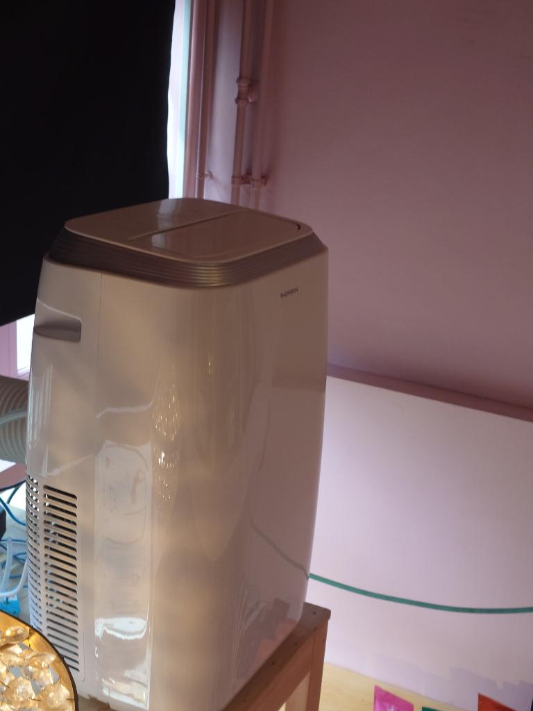 Mobiele airco van Thomson 14000btu (4,0 Kw) koelvermogen, Witgoed en Apparatuur, Airco's, Zo goed als nieuw, Mobiele airco, Minder dan 60 m³