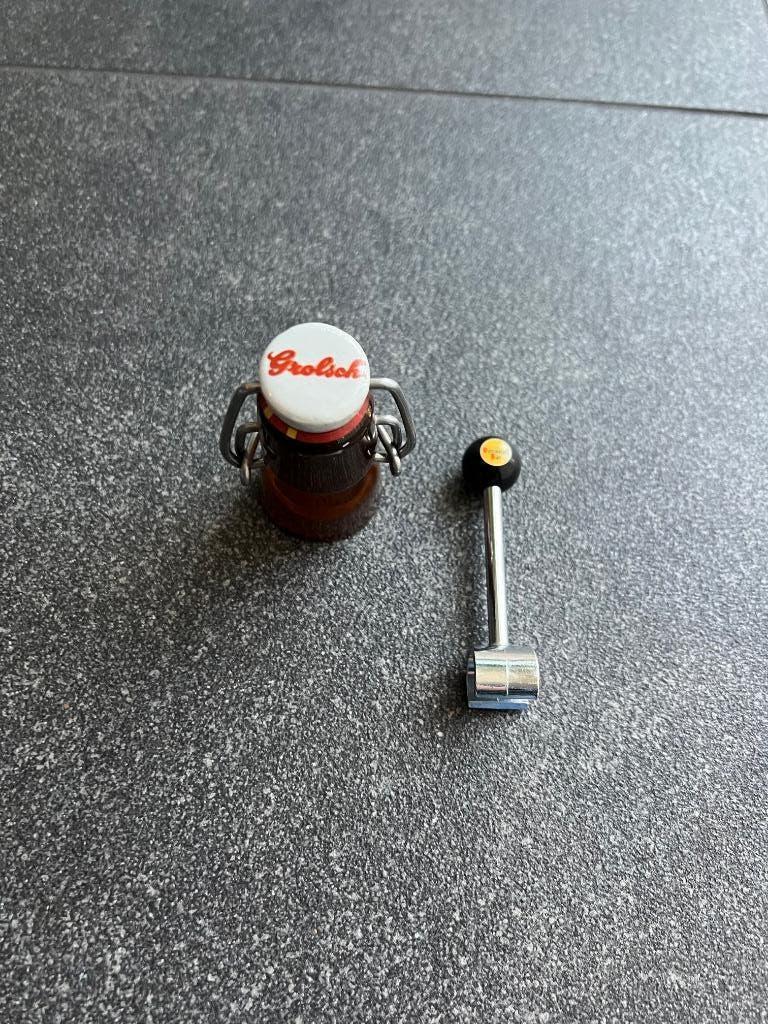 2 bieropeners Grolsch openers dommelsch, Ophalen, Zo goed als nieuw, Grolsch