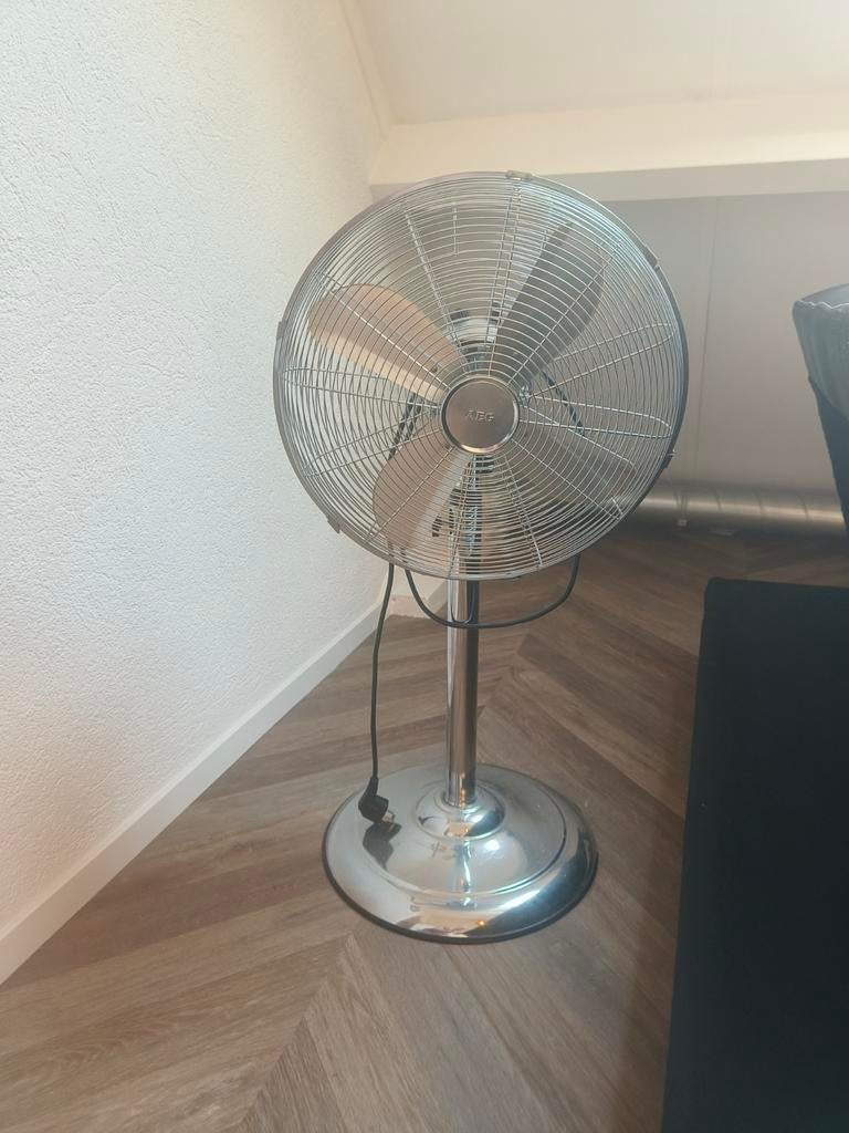 Bijna nieuw Aeg retro ventilator, Witgoed en Apparatuur, Ventilatoren, Ophalen, Gebruikt, Statiefventilator