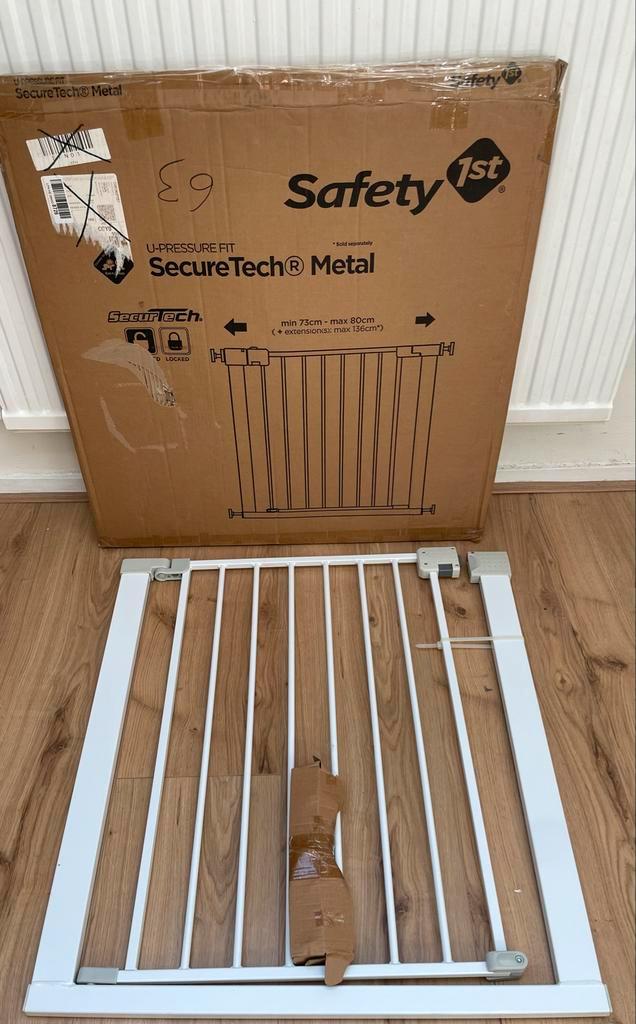 Safety 1st SecureTech Metal Traphekje 73-80cm, Kinderen en Baby's, Traphekjes, Nieuw, Klemhekje, Metaal of IJzer, minder dan 100 cm
