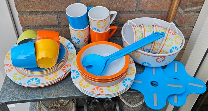 Mepal mix and match 4 persoons camping servies, Caravans en Kamperen, Kampeeraccessoires, Ophalen of Verzenden