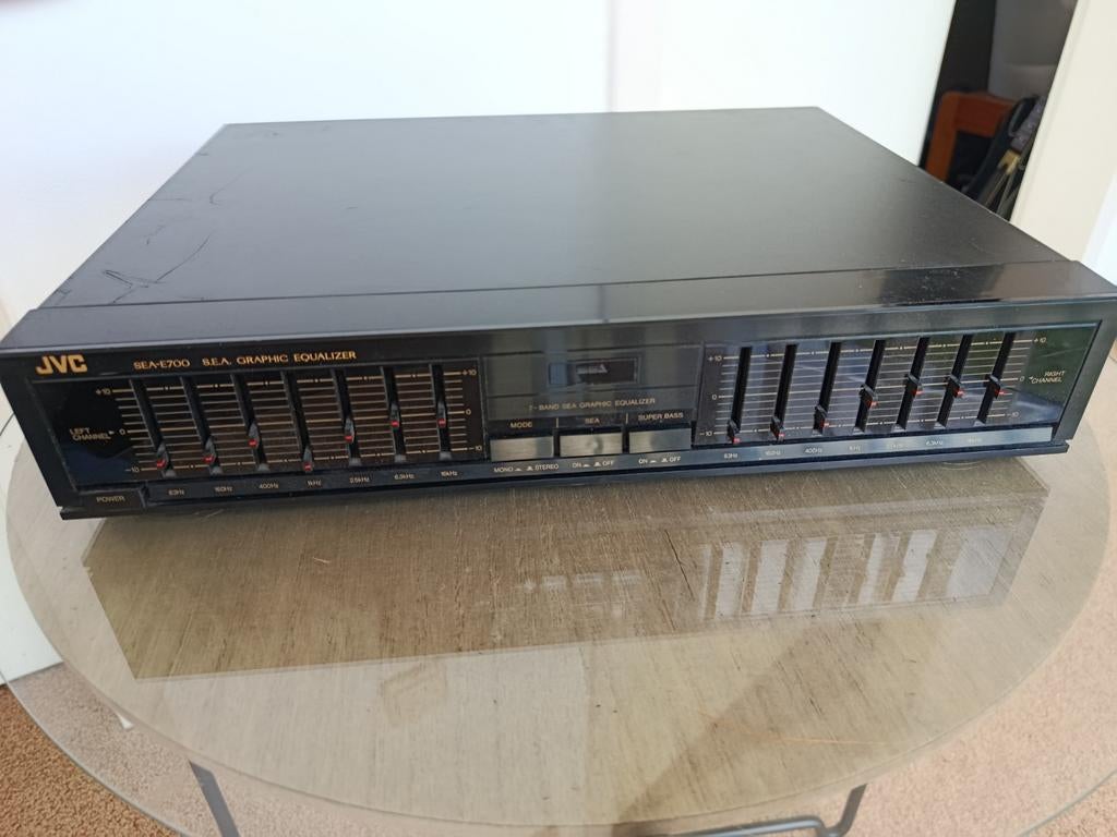 JVC SEA-E700BK equalizer, Ophalen of Verzenden, Zo goed als nieuw