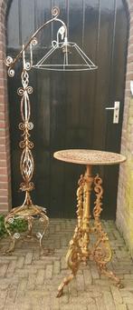 Metalen standaard 150cm & Smeedijzeren tafeltje 40x80cm, Ophalen of Verzenden, Gebruikt