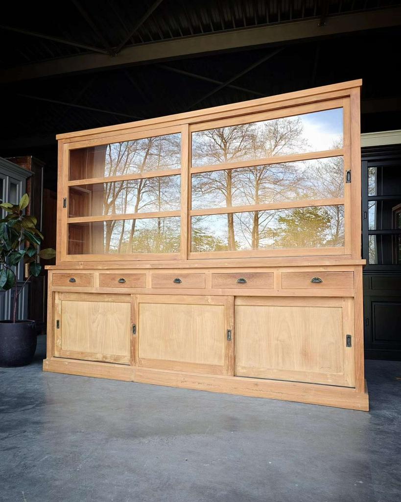 Brede winkelkast gemaakt van teakhout | Servieskast #7264, Niet ingevuld, Gebruikt, Met deur(en), 200 cm of meer