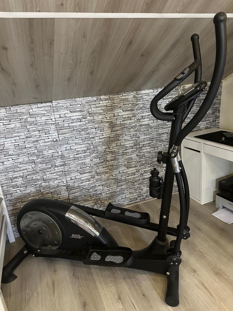 Crosstrainer DKN met display en bidonhouder, Sport en Fitness, Gebruikt, Armen, Ophalen of Verzenden, Crosstrainer