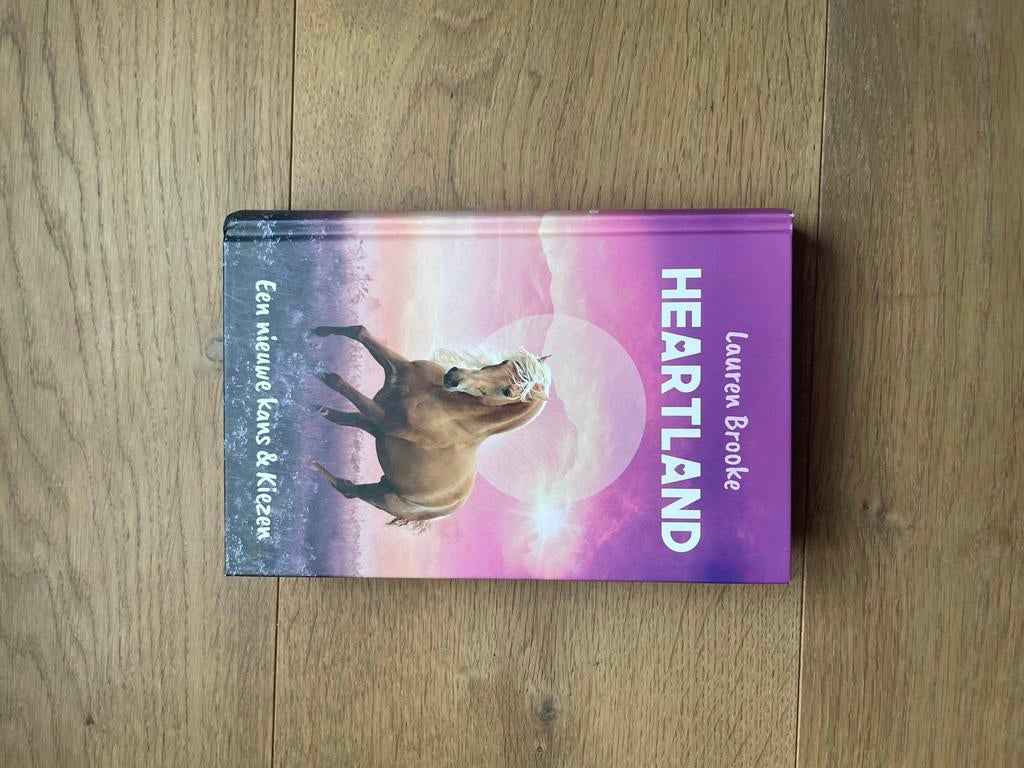 Heartland - Een nieuwe kans & Kiezen (Lauren Brooke), Boeken, Ophalen of Verzenden, Gelezen