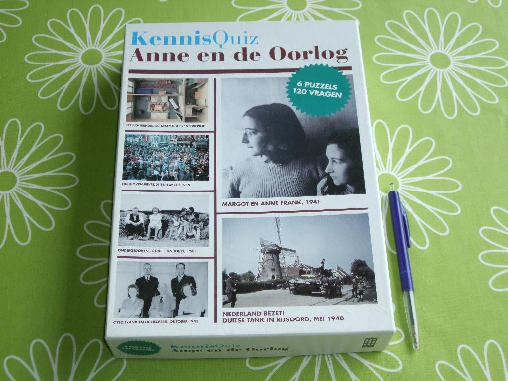 Anne en de oorlog kennisquiz - 6 puzzels en 120 vragen, Vijf spelers of meer, Ophalen of Verzenden, Zo goed als nieuw