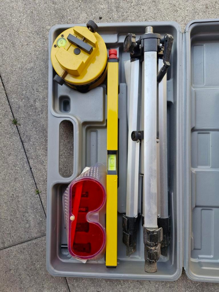 Laser Tool Kit met Statief en Waterpas, Doe-het-zelf en Verbouw, Ophalen, Overige meters