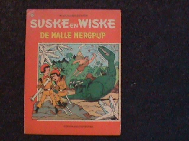 Suske en Wiske De malle mergpijp 1e druk met sticker 1973, Eén stripboek, Ophalen of Verzenden, Gelezen