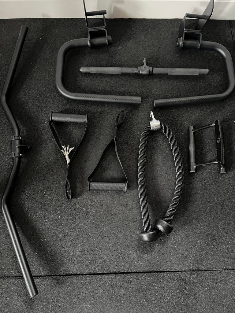 Complete home-gym, Sport en Fitness, Fitnessapparatuur, Zo goed als nieuw, Krachtstation, Verzenden