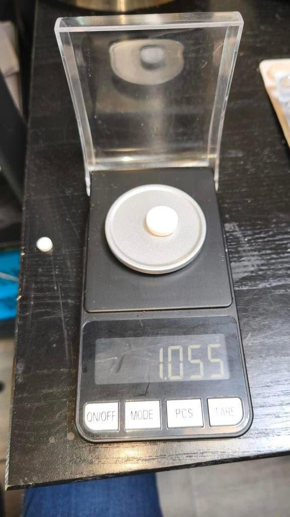 Digitale juwelenweegschaal (weegt tot 0.01gram nauwkeurig), Witgoed en Apparatuur, Weegschalen, Minder dan 10 kg, Ophalen of Verzenden