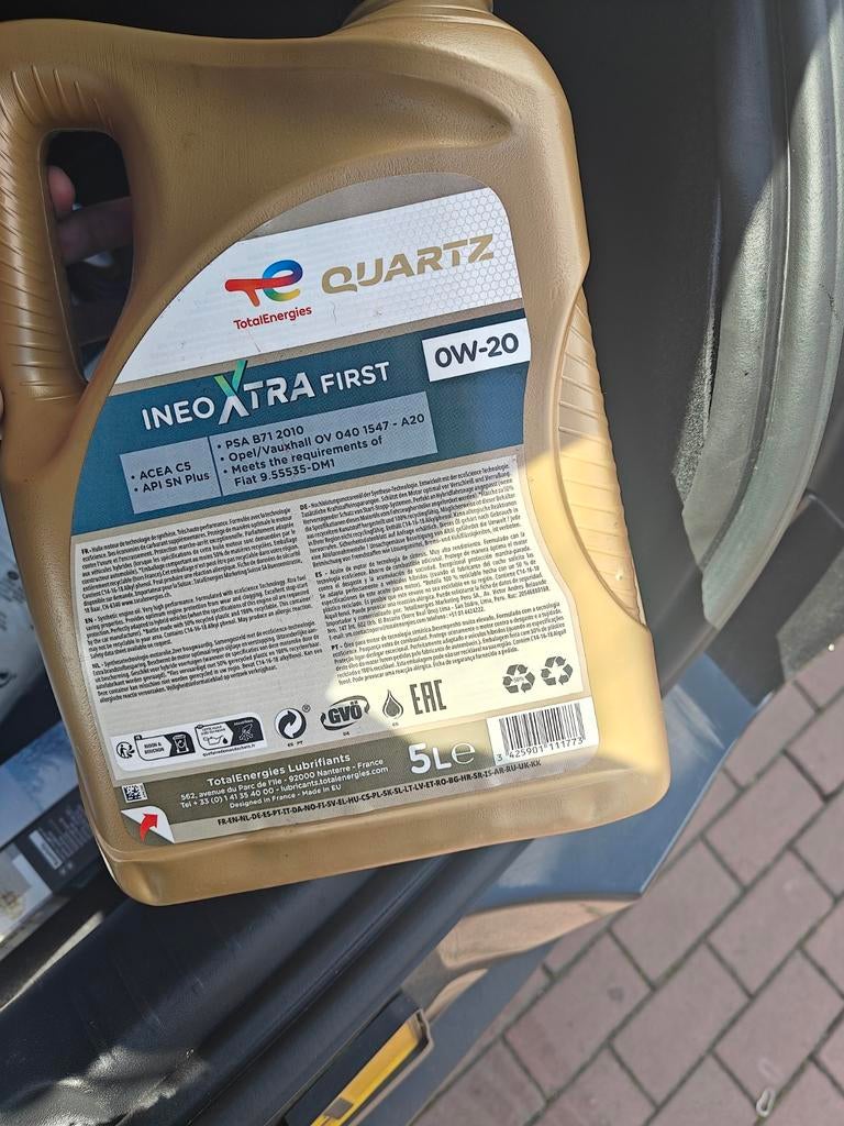 Motorolie total quartz ineo extra first 0w-20 GRATIS, Auto diversen, Ophalen of Verzenden