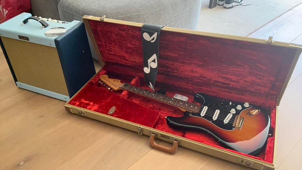 Originele SRV Fender stratocaster. Bj 1999, Ophalen, Zo goed als nieuw, Solid body, Fender