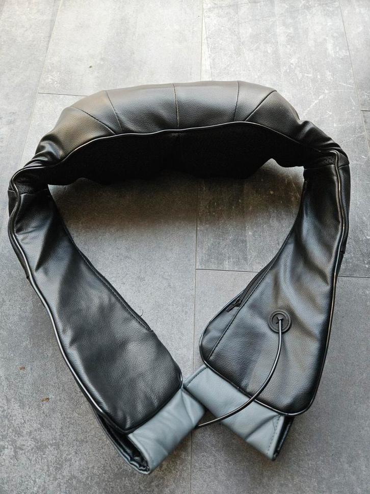 Massageband met roterende en verwarmende ballen, Sport en Fitness, Massageproducten, Gebruikt, Massagestoel of Kussen, Ophalen