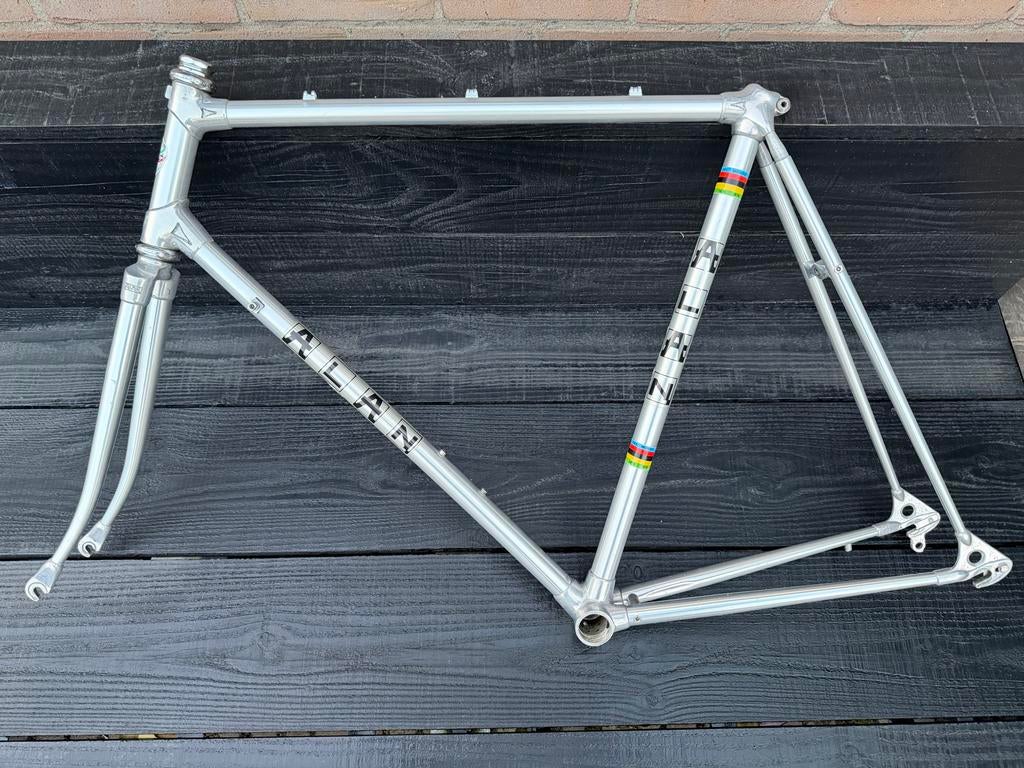 Alan raceframe 59cm vrijwel nieuwstaat, Frame, Gebruikt, Ophalen of Verzenden, Aluminium