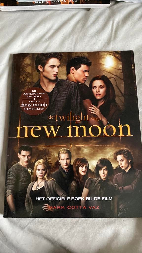 Mark Cotta Vaz - Twilight New moon, Boeken, Ophalen of Verzenden, Zo goed als nieuw, Mark Cotta Vaz; Stephany Meyer