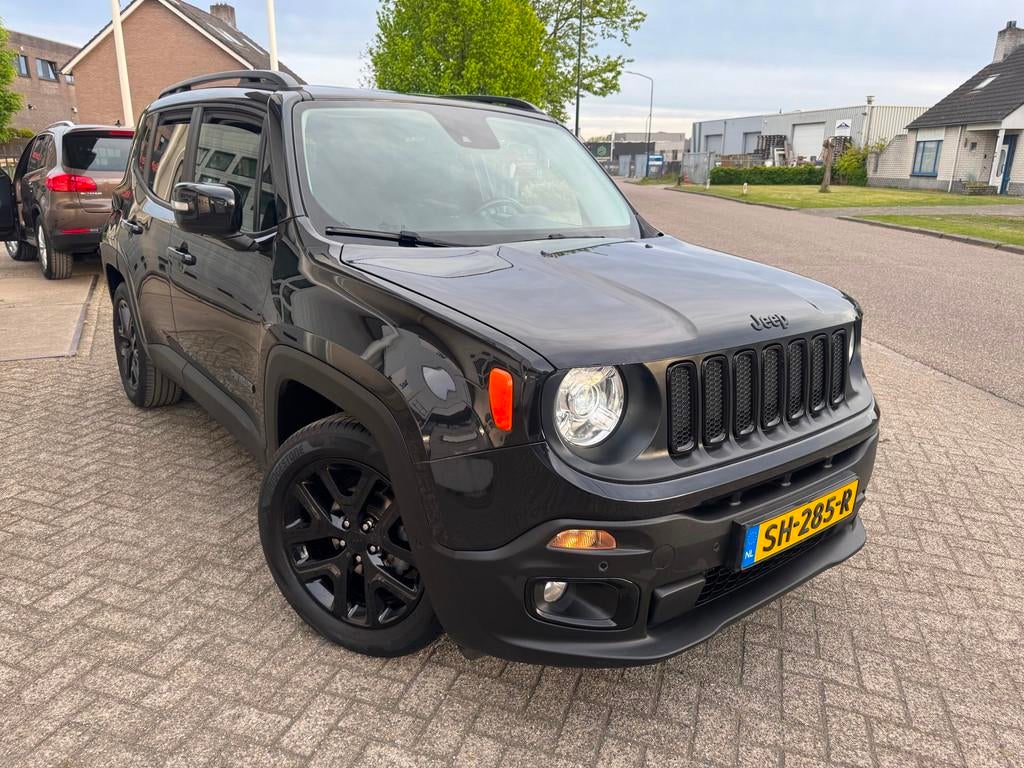 Jeep Renegade 1.4 MultiAir Limited AUTOMAAT,Trkhaak,Xenon, Auto's, Jeep, Gebruikt, 4 cilinders, Parkeersensor, Zwart