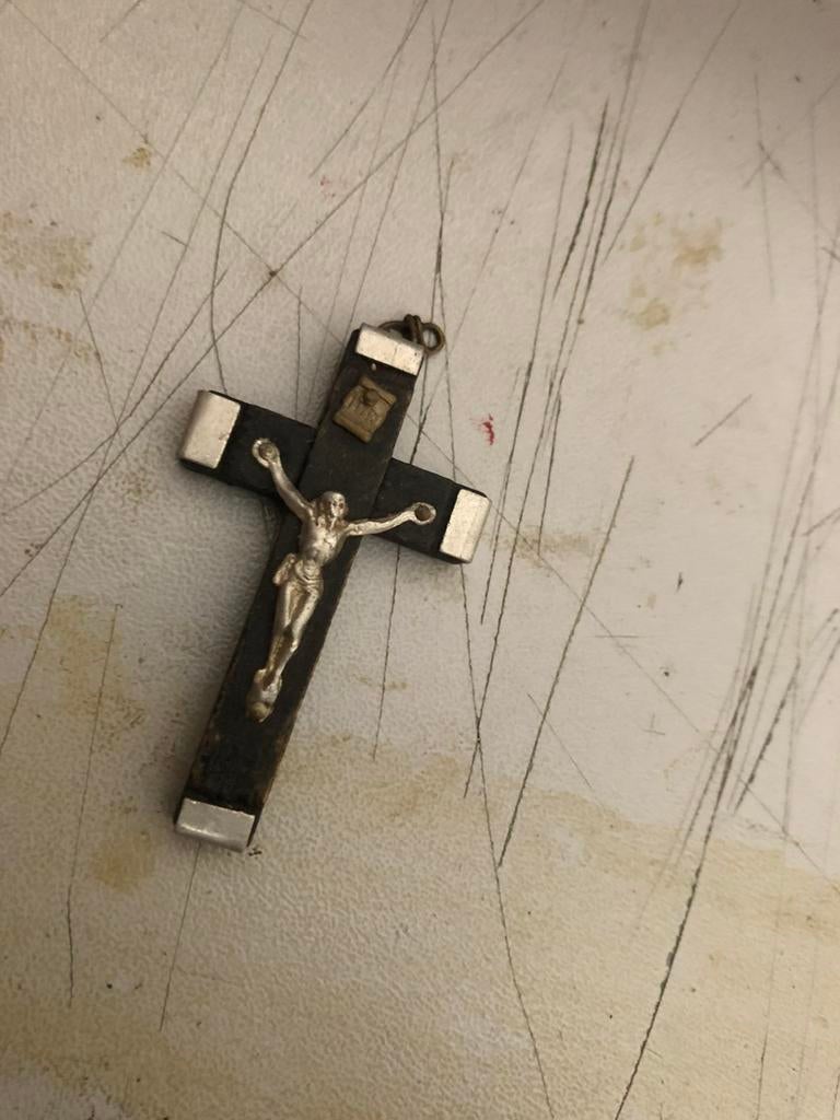 Antieke crucifix hanger uit italy, Ophalen of Verzenden, Gebruikt