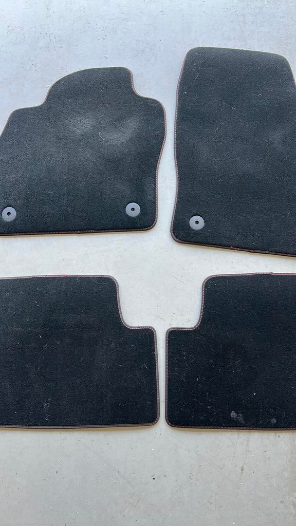 Mattenset polo GTI AW model, Ophalen of Verzenden, Zo goed als nieuw