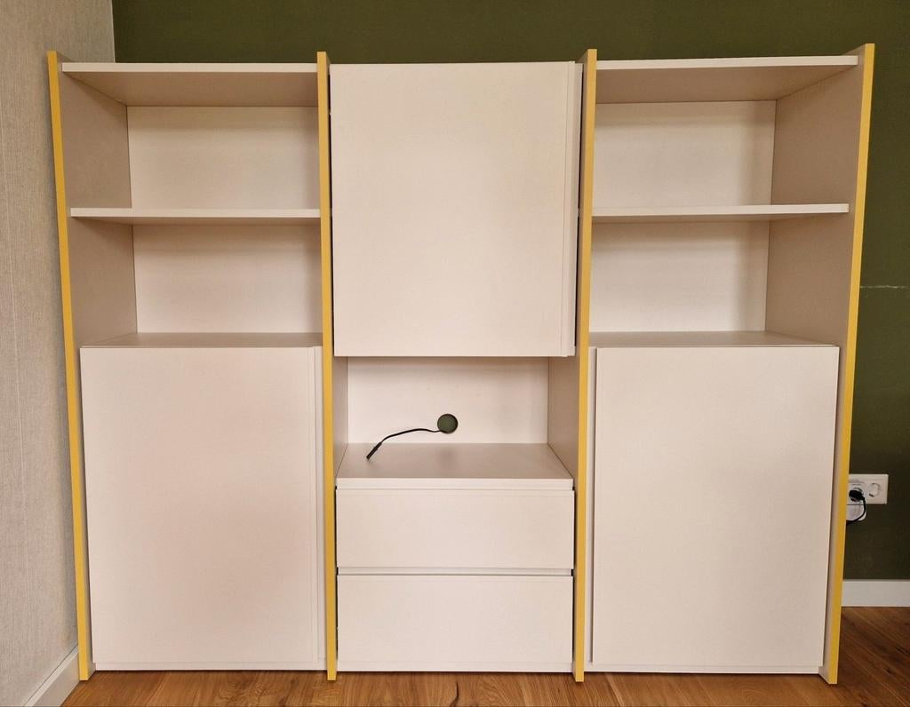 Prachtige Tylko kast, Huis en Inrichting, Ophalen, Zo goed als nieuw, 25 tot 50 cm, Minder dan 150 cm