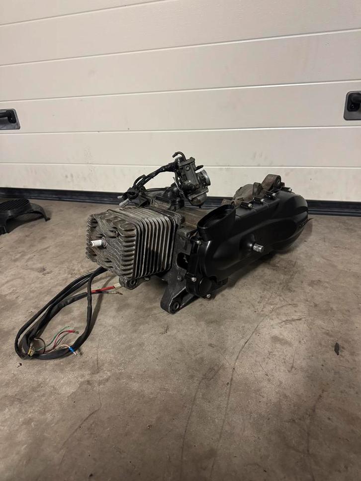 Skipper blok 125cc, Fietsen en Brommers, Brommeronderdelen | Algemeen, Zo goed als nieuw, Blok, Ophalen