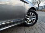 Volvo XC60 2.0 D4 FWD Polar+ | Harman/Kardon, Auto's, Volvo, 1969 cc, Bedrijf, SUV of Terreinwagen, Zilver of Grijs