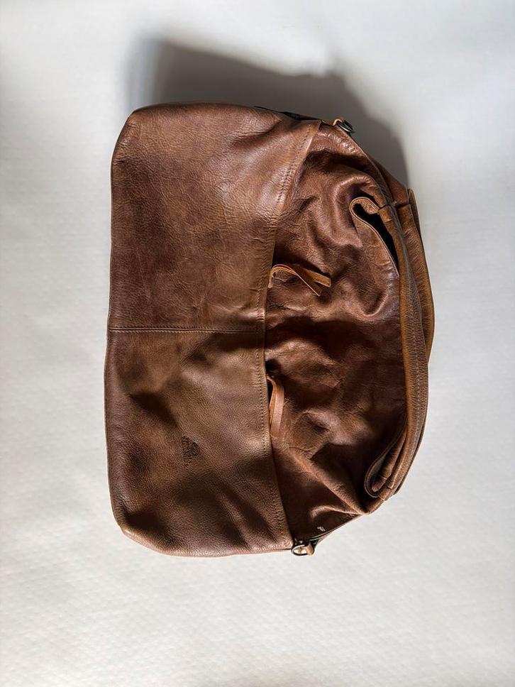 Bruine leren Fred de la Bretoniere handtas, Sieraden, Tassen en Uiterlijk, Tassen | Damestassen, Gebruikt, Handtas, Bruin, Ophalen of Verzenden