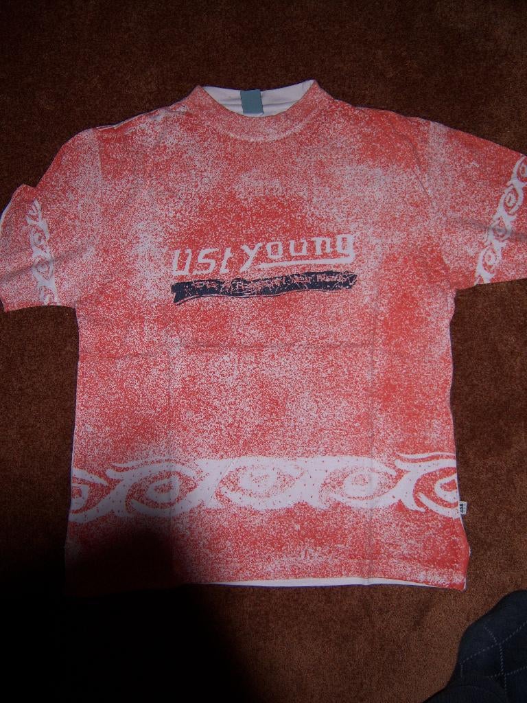 Oranje/wit T-shirt, sportief model, Kinderen en Baby's, Kinderkleding | Maat 152, Ophalen of Verzenden, Gebruikt, Jongen, Shirt of Longsleeve