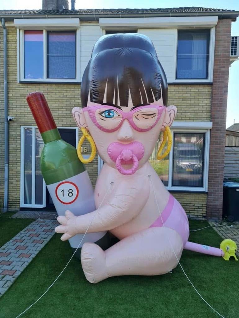 Sarah baby te huur!, Ophalen, Zo goed als nieuw, Abraham of Sarah