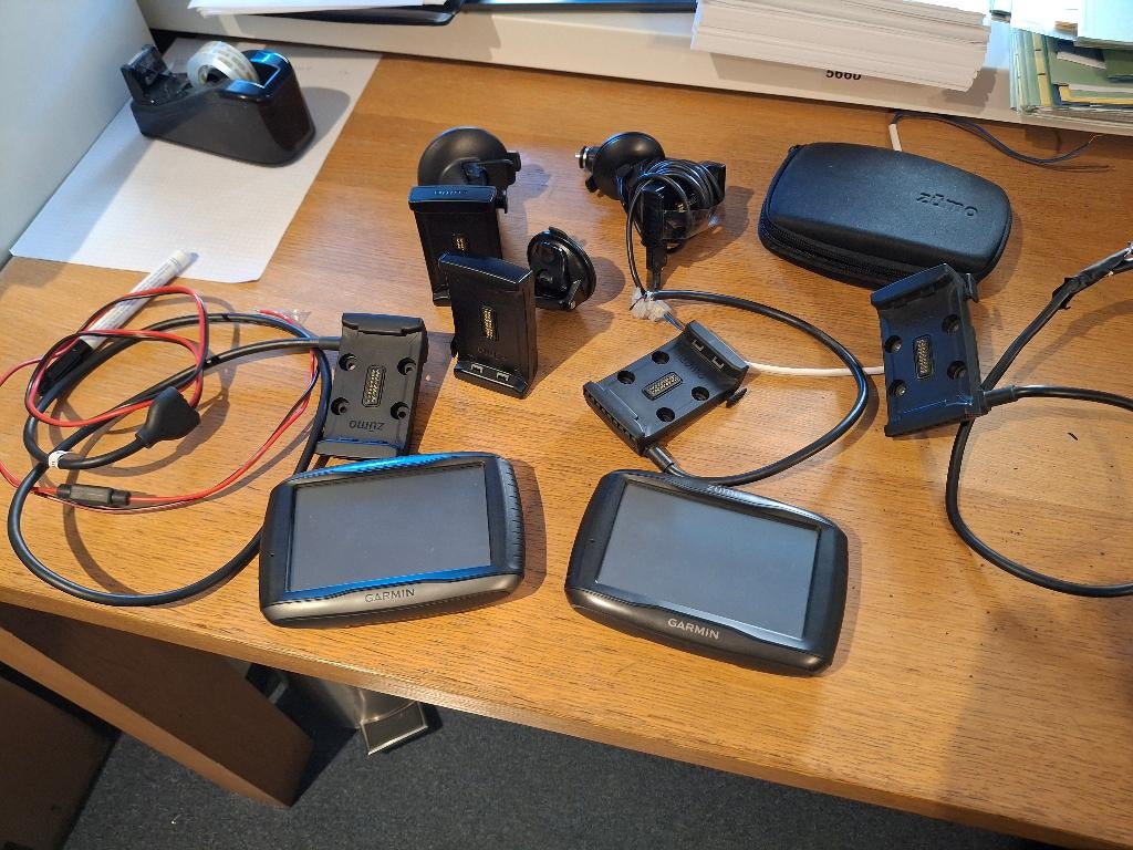 2 stuks Garmin Zumo  590 LM  compleet, Ophalen of Verzenden, Gebruikt